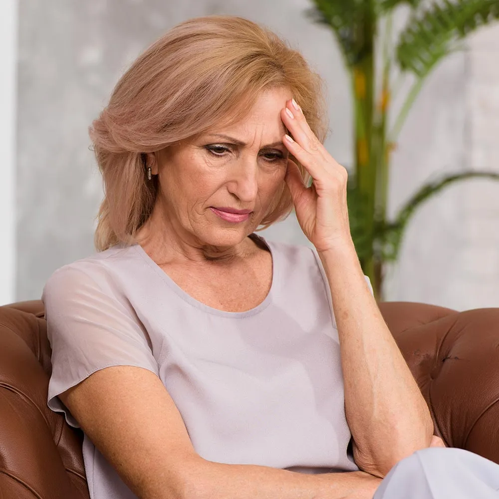 thyroid problems cause thinning eyebrows