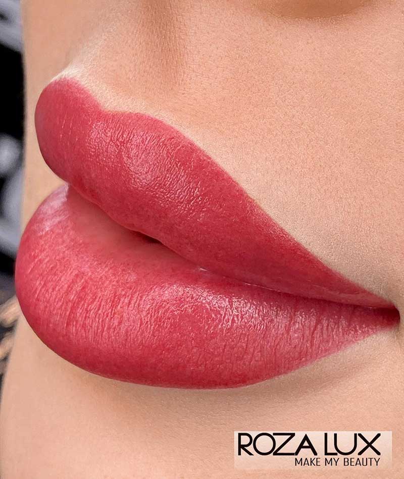 Permanent makeup lips
