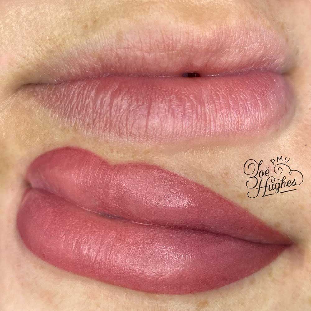How Is the Lip Tattoo Done?