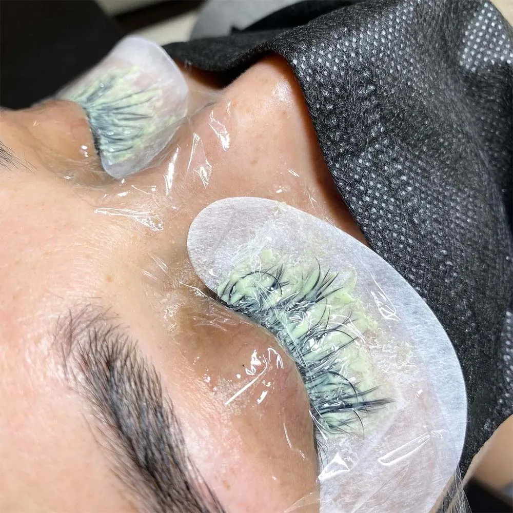 Removing lash extensions at home deals