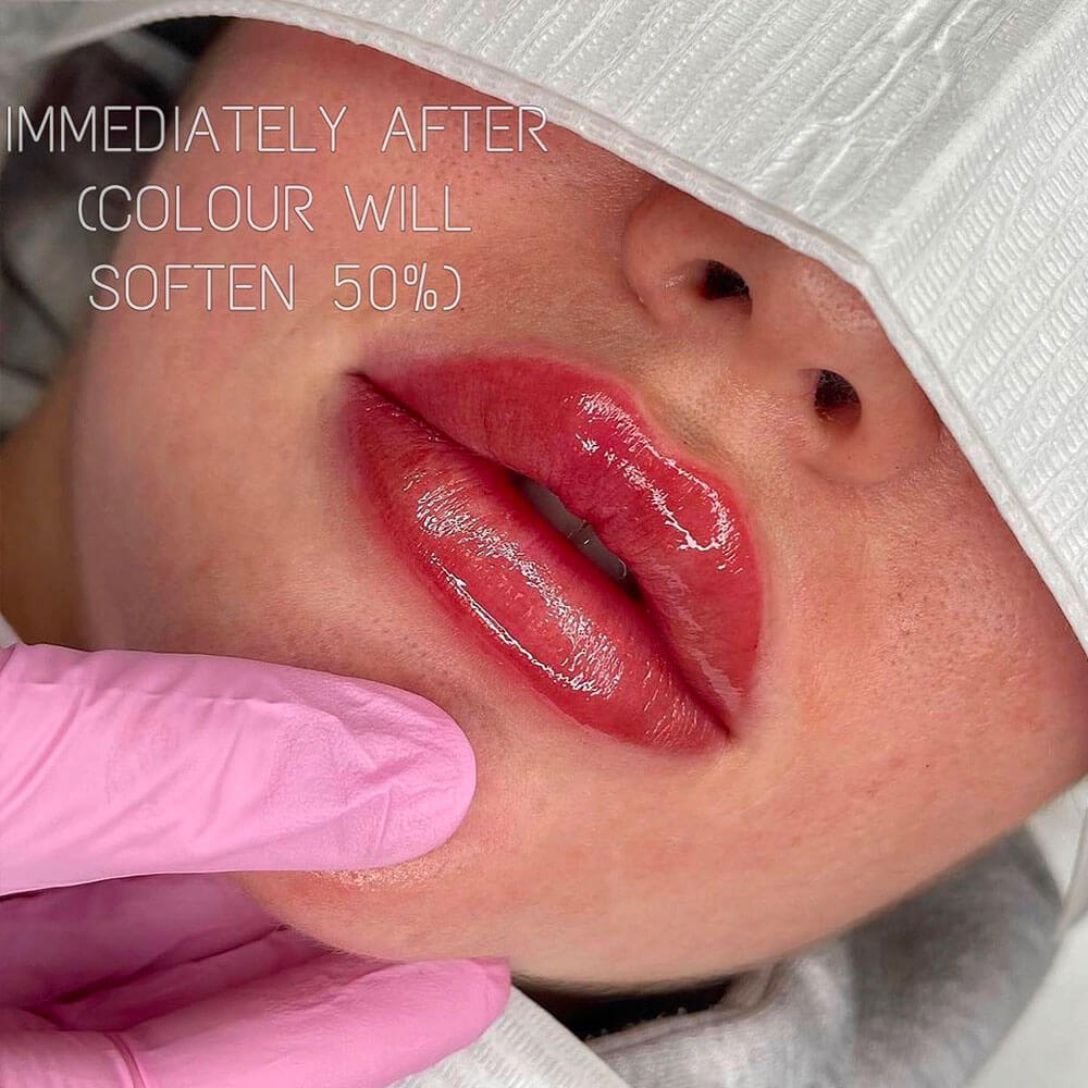 lip blushing look after the treatment