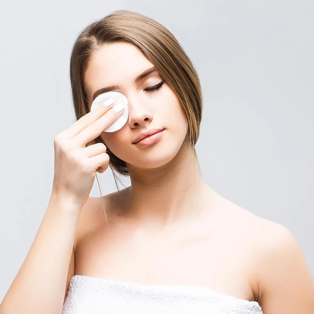 how to clean eyelash extensions