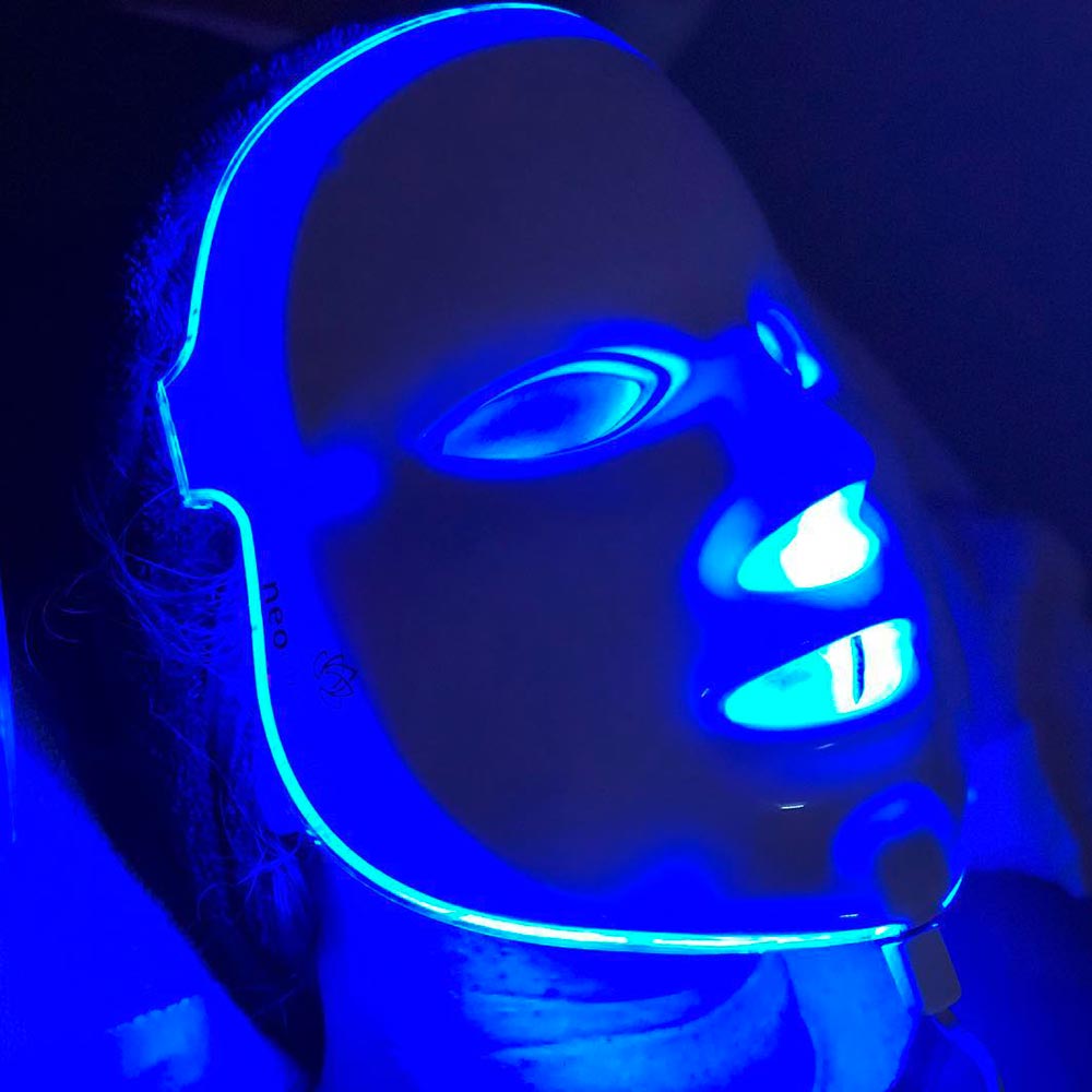 blue light therapy for hyperpigmentation