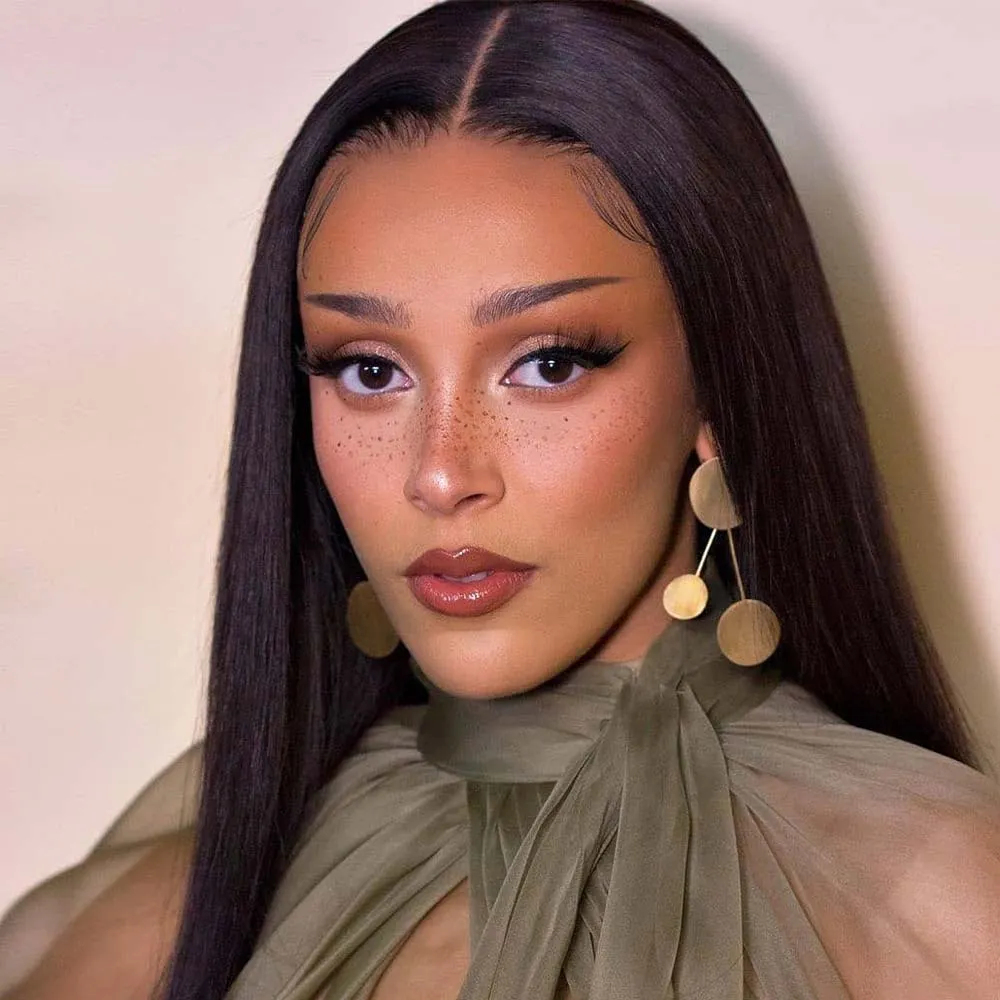 Would you rock Doja Cat's new no-eyebrow look? - The Standard Entertainment