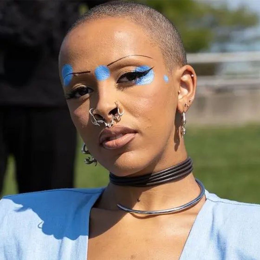 Doja Cat eyebrows colorful accents and unusual shapes