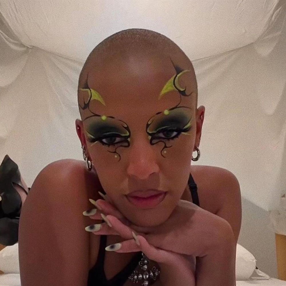 Doja eyebrows graphic brows