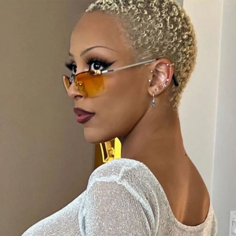 Doja Cat eyebrows super skinny brows
