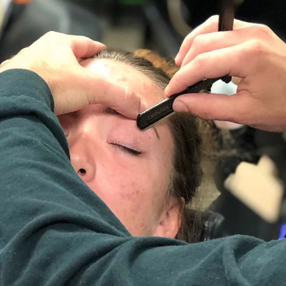 eyebrow shaving